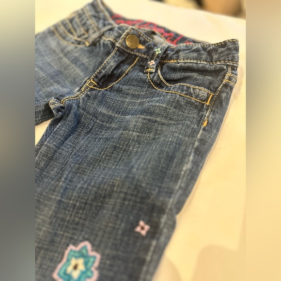 Lovely thick denim floral embroidered flared jeans - Picture 10 of 10